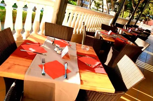 Palma Bay Club Resort restaurant