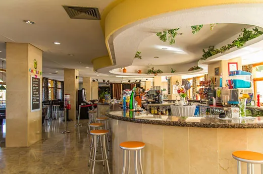 Aparthotel Albir Garden bar