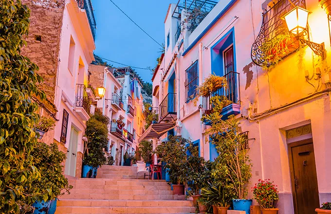 romantische straten van alicante